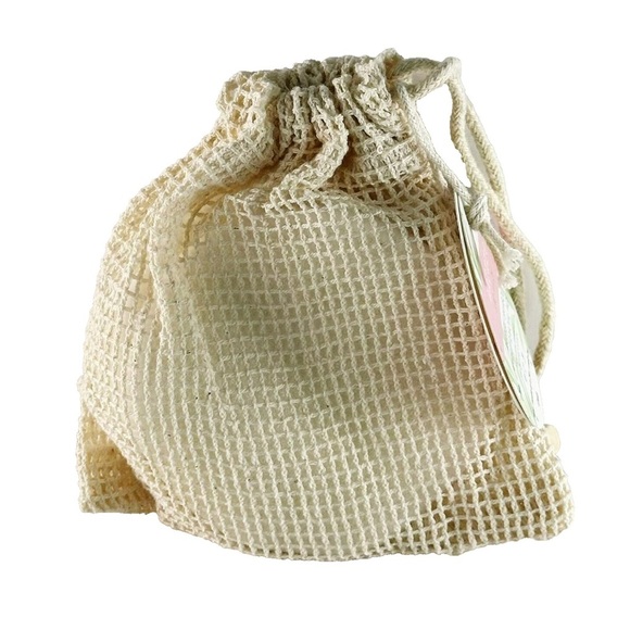 Nature by Luxe & Willow Reusable Bamboo Makeup Removal Pads - Picture 4 of 12